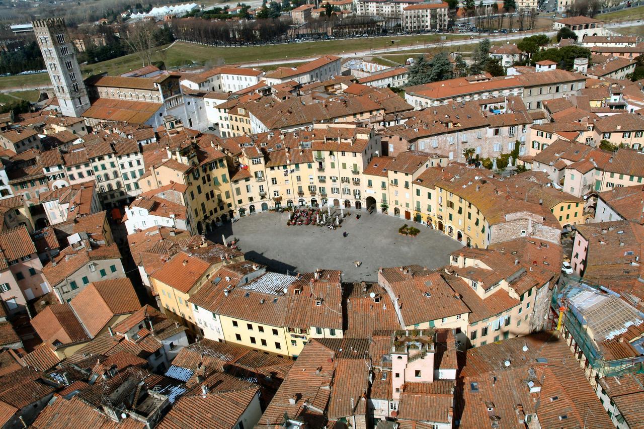 Da Laura Acomodação com café da manhã Lucca Exterior foto